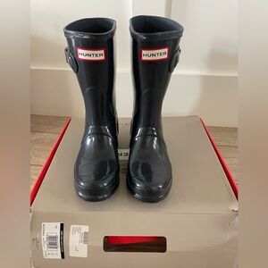 Hunter Glossy Slate Short Boots